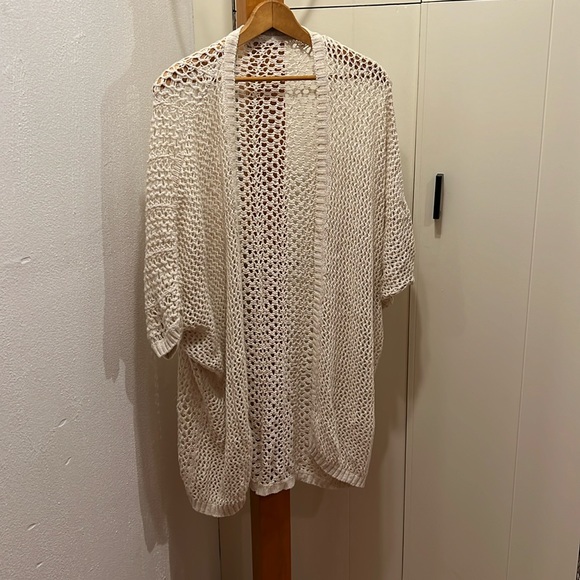 Crochet sweater - Picture 1 of 3